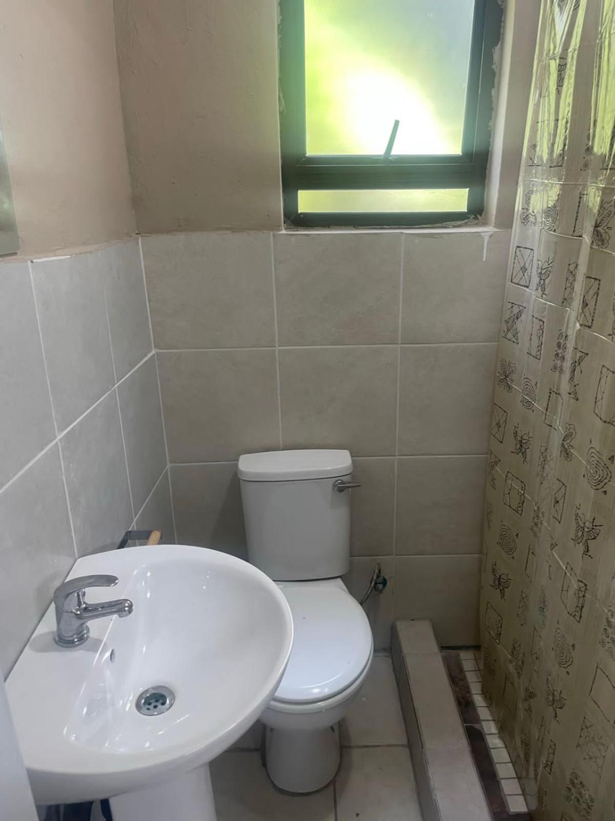 Super Classic Guest House Pretoria Ngoại thất bức ảnh